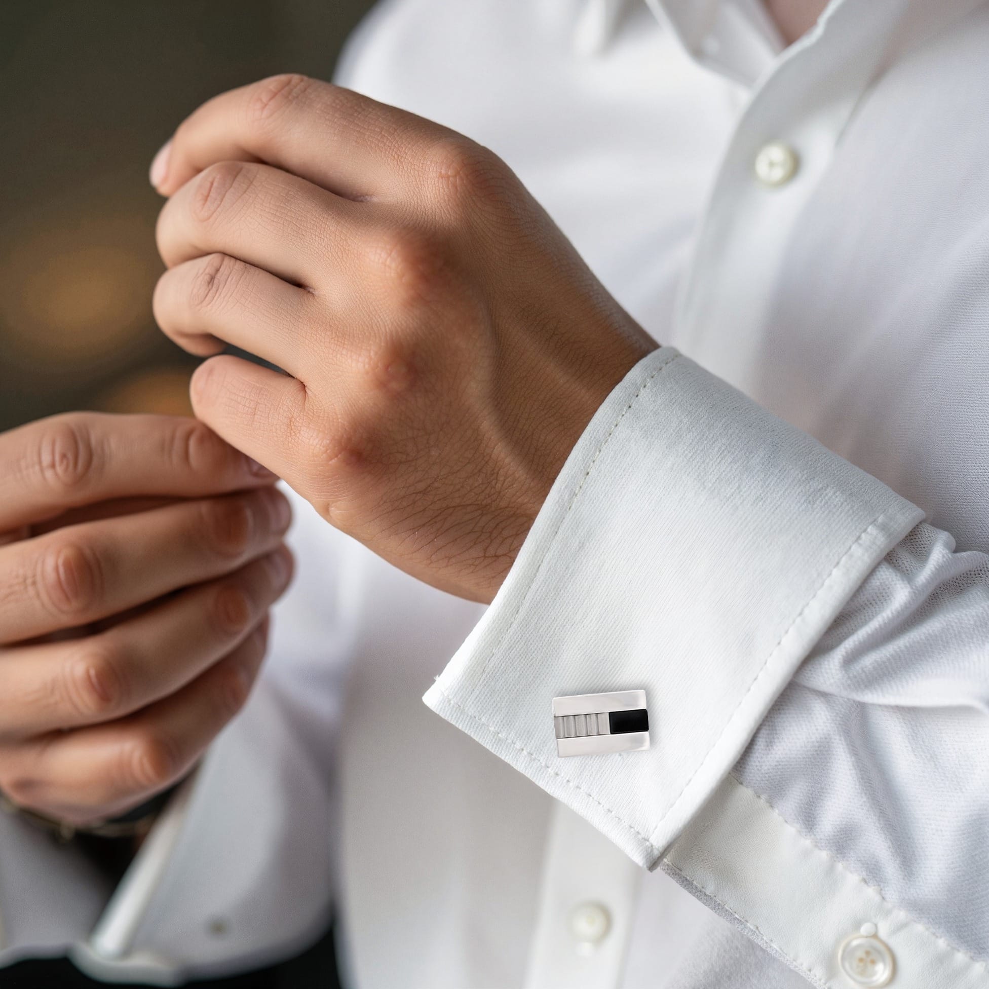 Polished Rhodium Plated Onyx with Corrugated Pattern Rectangle Cufflinks