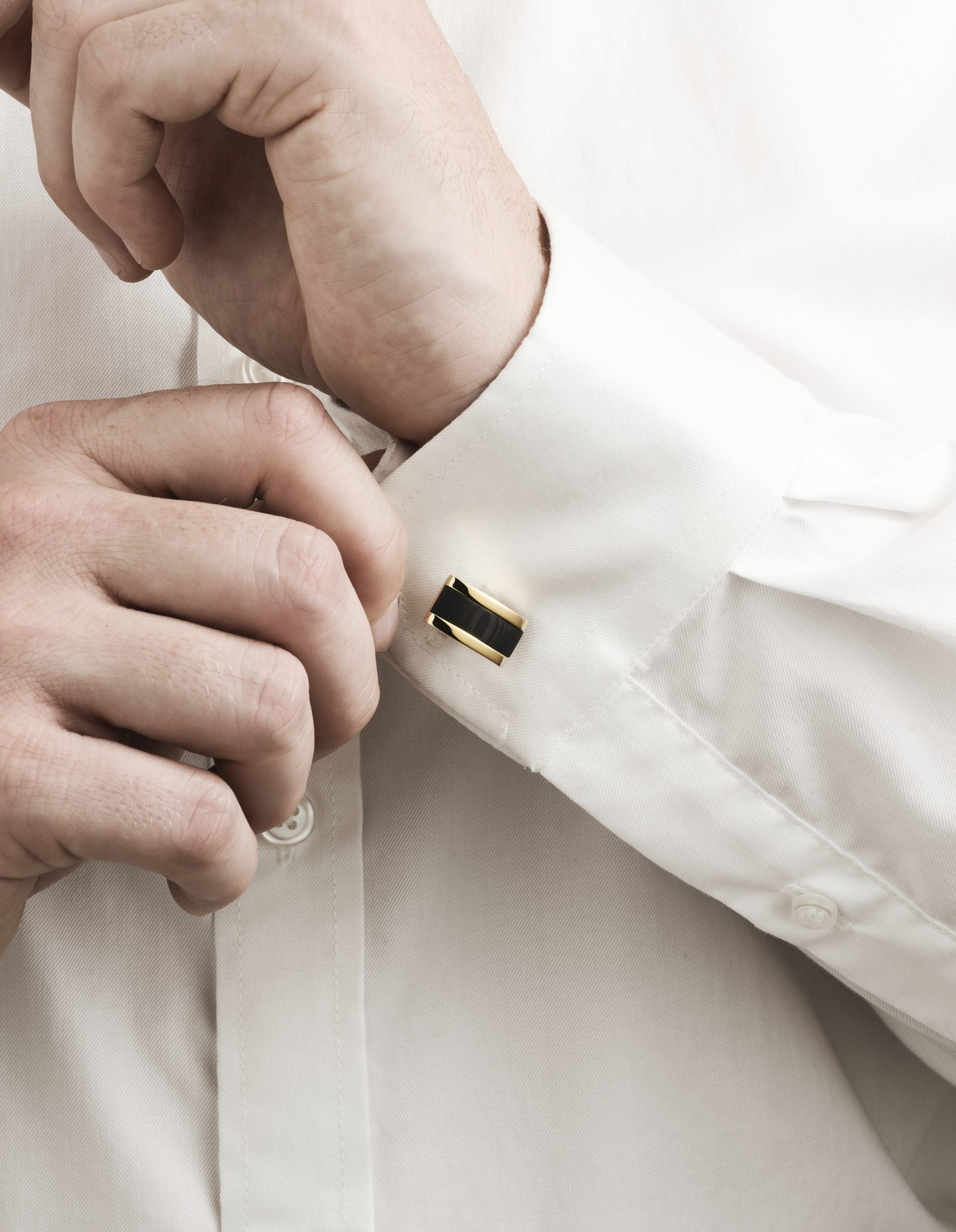 Ion Plated Polished Yellow Gold Cufflinks with Wood Patterned Carbon Fibre Inlay