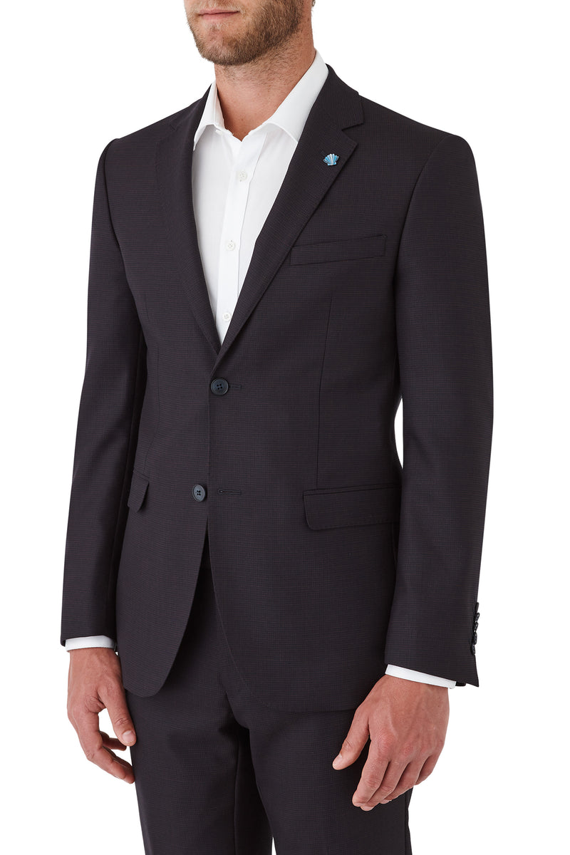 Ayden Jacket FGR612  https://harrysformenswear.com.au/products/ayden-jacket-fgr612  Designed in Australia, the Gibson slim fit Ayden jacket is crafted from 100% Australian merino wool. Featuring a black and blue gingham check, notch lapel, and flap pockets complete with exclusive printed lining and lapel pin. A versatile piece suitable for office days worn with navy or black chinos, or with the matchi…