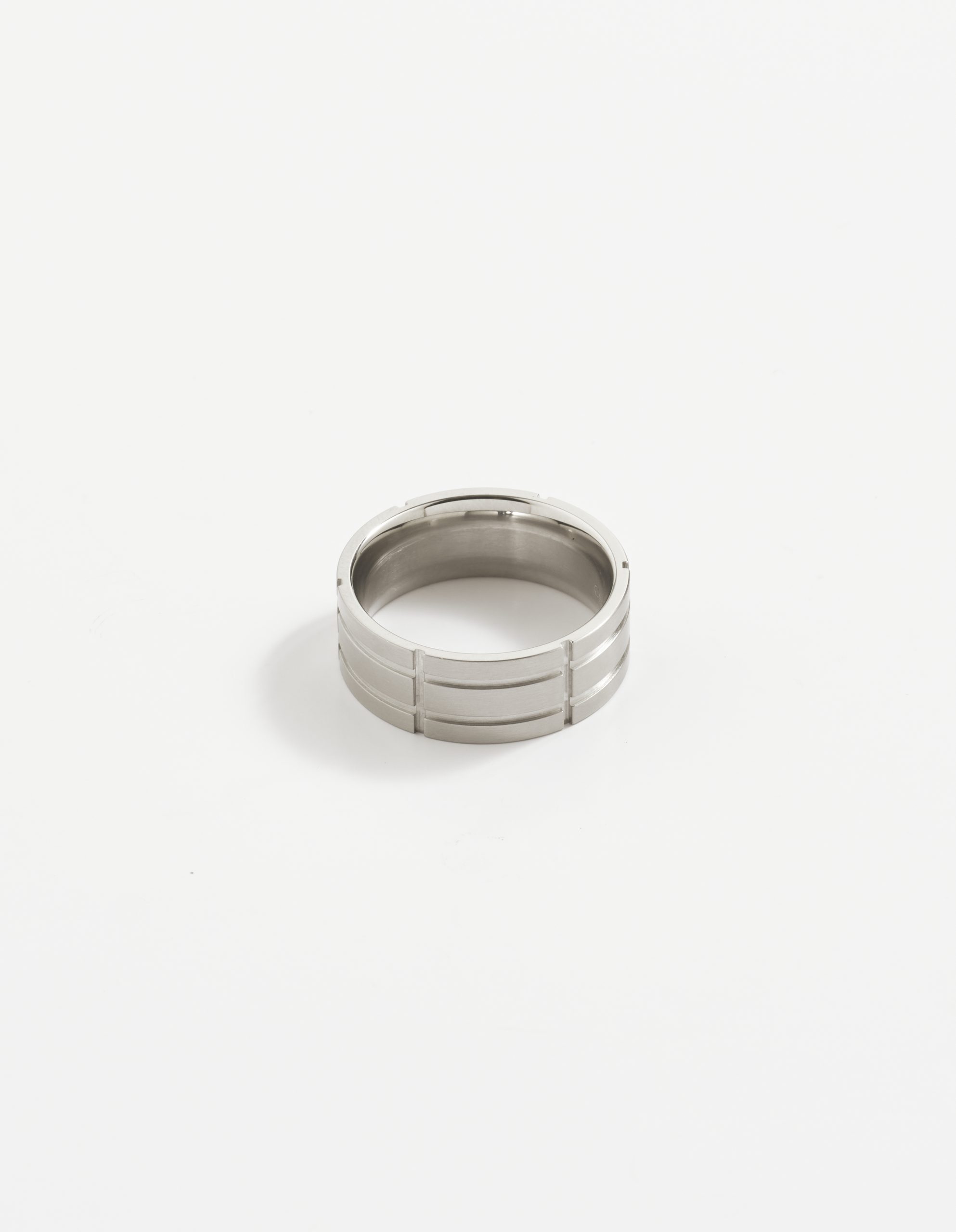Brushed Stainless Steel Indented Grid Ring