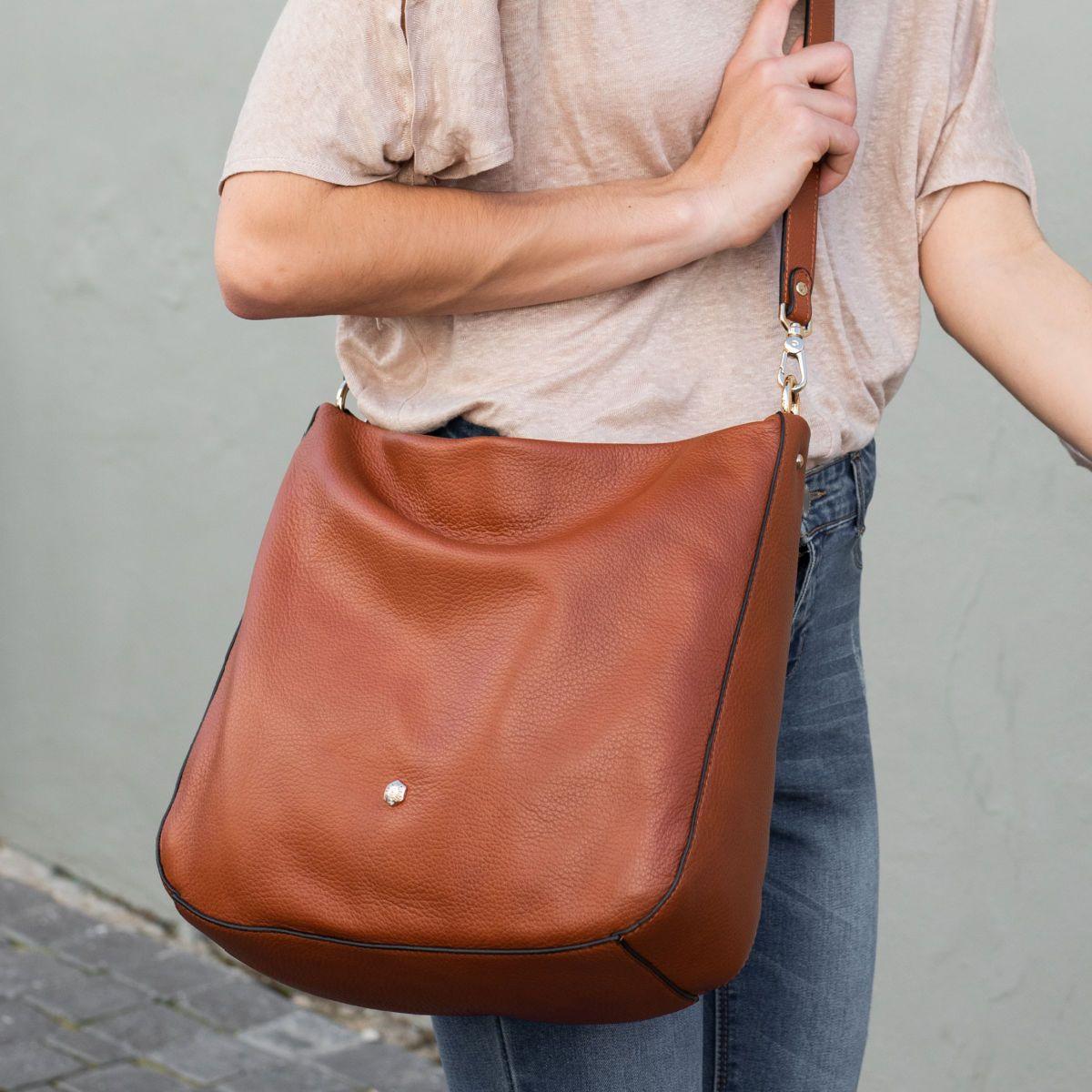 LARGE CROSSBODY, NUT - Harrys for Menswear