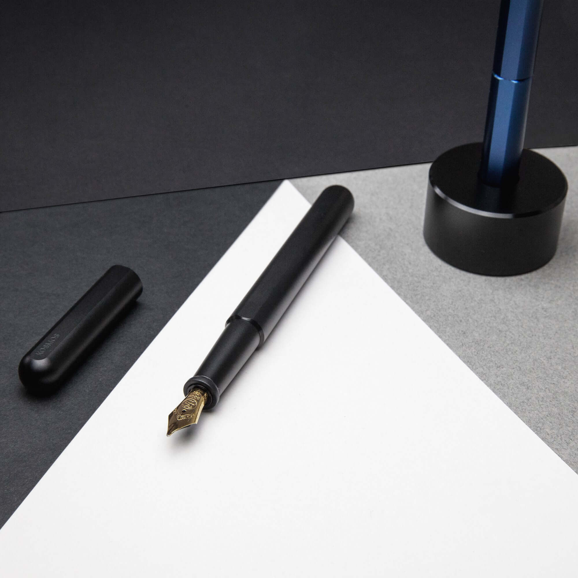 Aluminium Base, Black