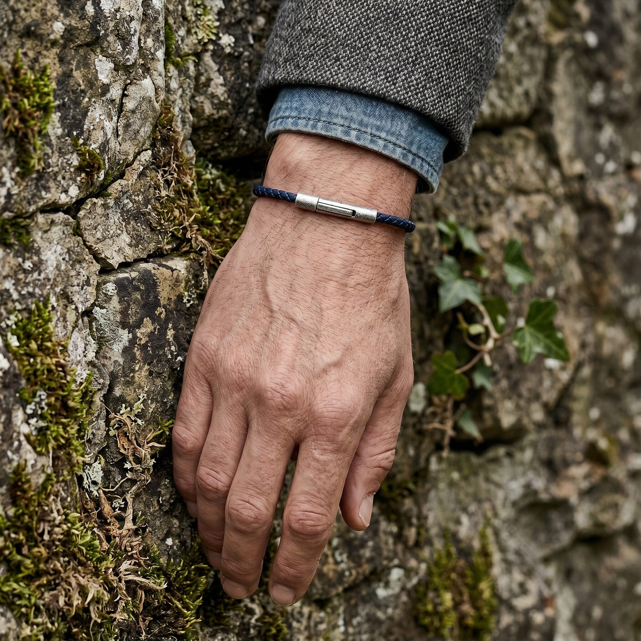 Cudworth MAGRO Leather 3mm with stainless steel clasp bracelet 21.5MM - CIELO DI MEZZANOTTE