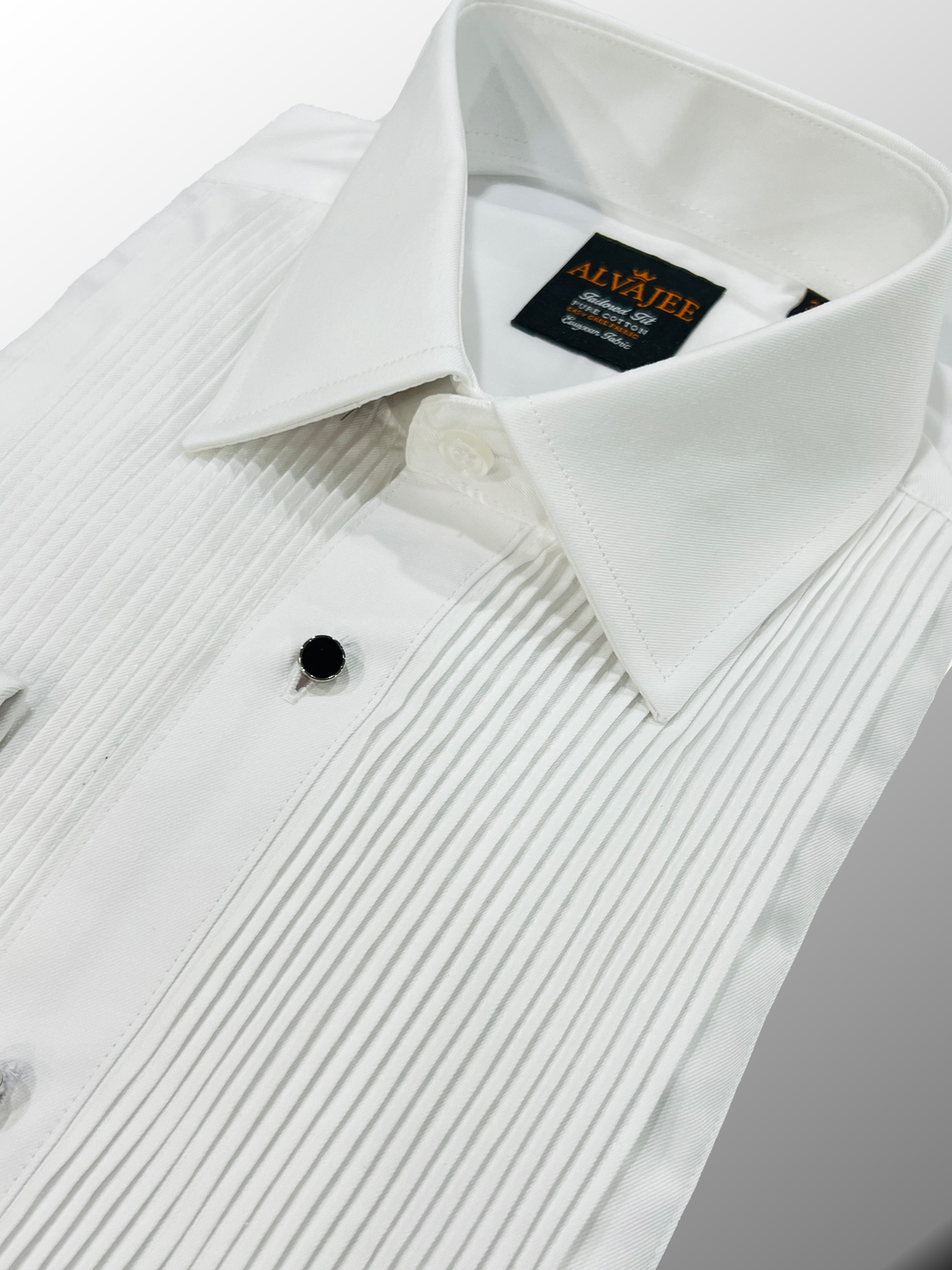 Alvajee Royale Dinner Shirt

Alvajee Dinner Shirt 100% Soft Double twist Cotton French Cuff (Cufflinks not Included) Standard Collar Fine Pleated Front Panel Tailored Fit

$139.00 AUD