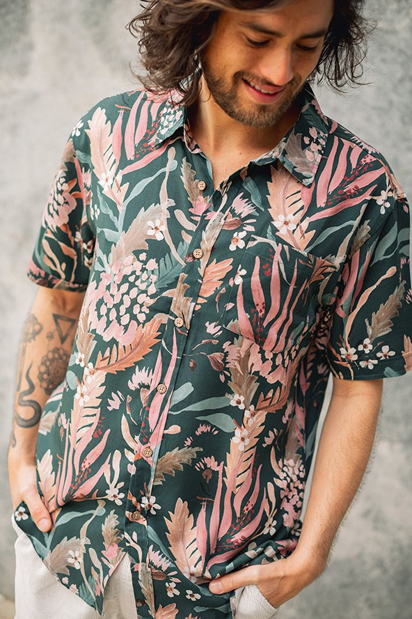 Mens Teal Blooms Short Sleeve - Peggy and Finn  https://harrysformenswear.com.au/products/mens-teal-blooms-short-sleeve-peggy-and-finn  Short Sleeve Shirt - Teal Blooms Looking for a modern and stylish Shirt to look your best? (or want him to!). Made with celebrations in mind this shirt is tailored to provide a relaxed and comfortable fit. It's casual silhoutte ensures you can move freely and enjoy every moment of the festivites, without compromising o…